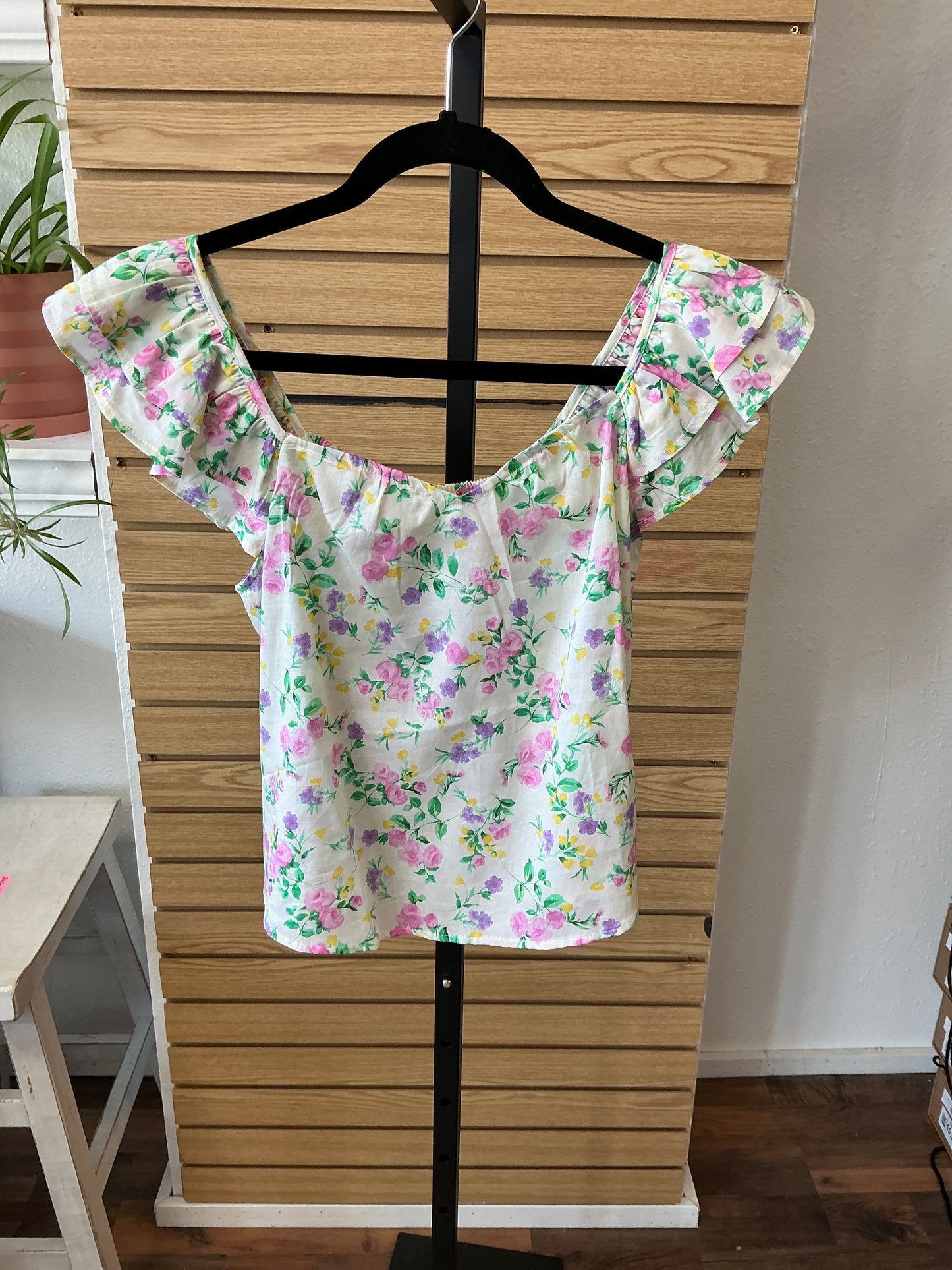 Blu Pepper Floral Sweetheart Ruffle Top