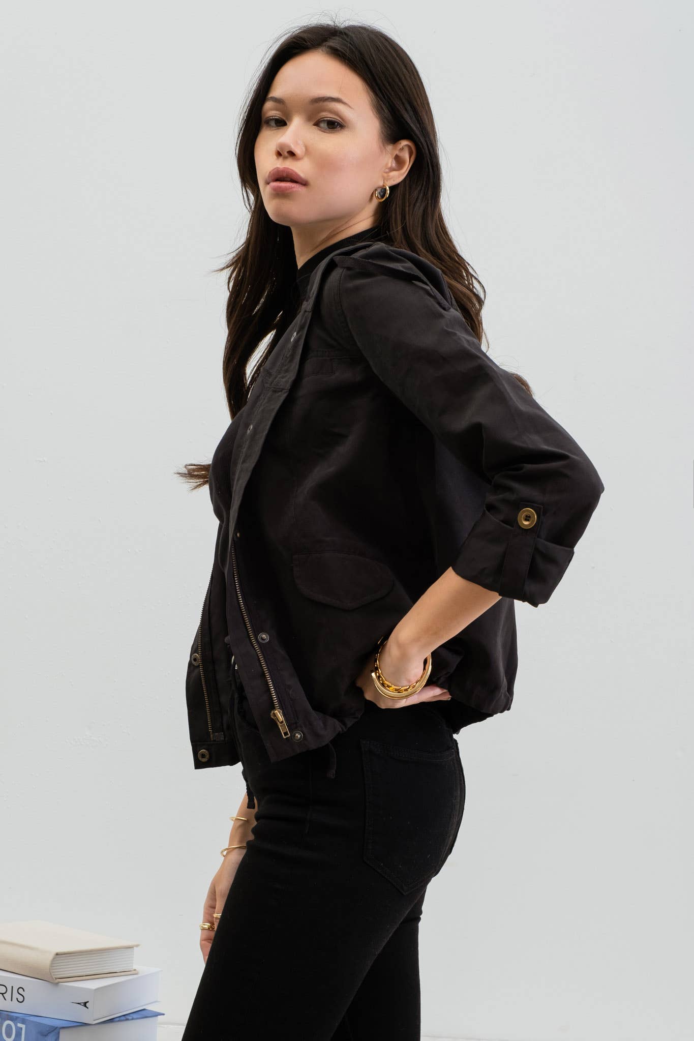 SNAP BUTTON ZIP UP HOODED JACKET: BLACK