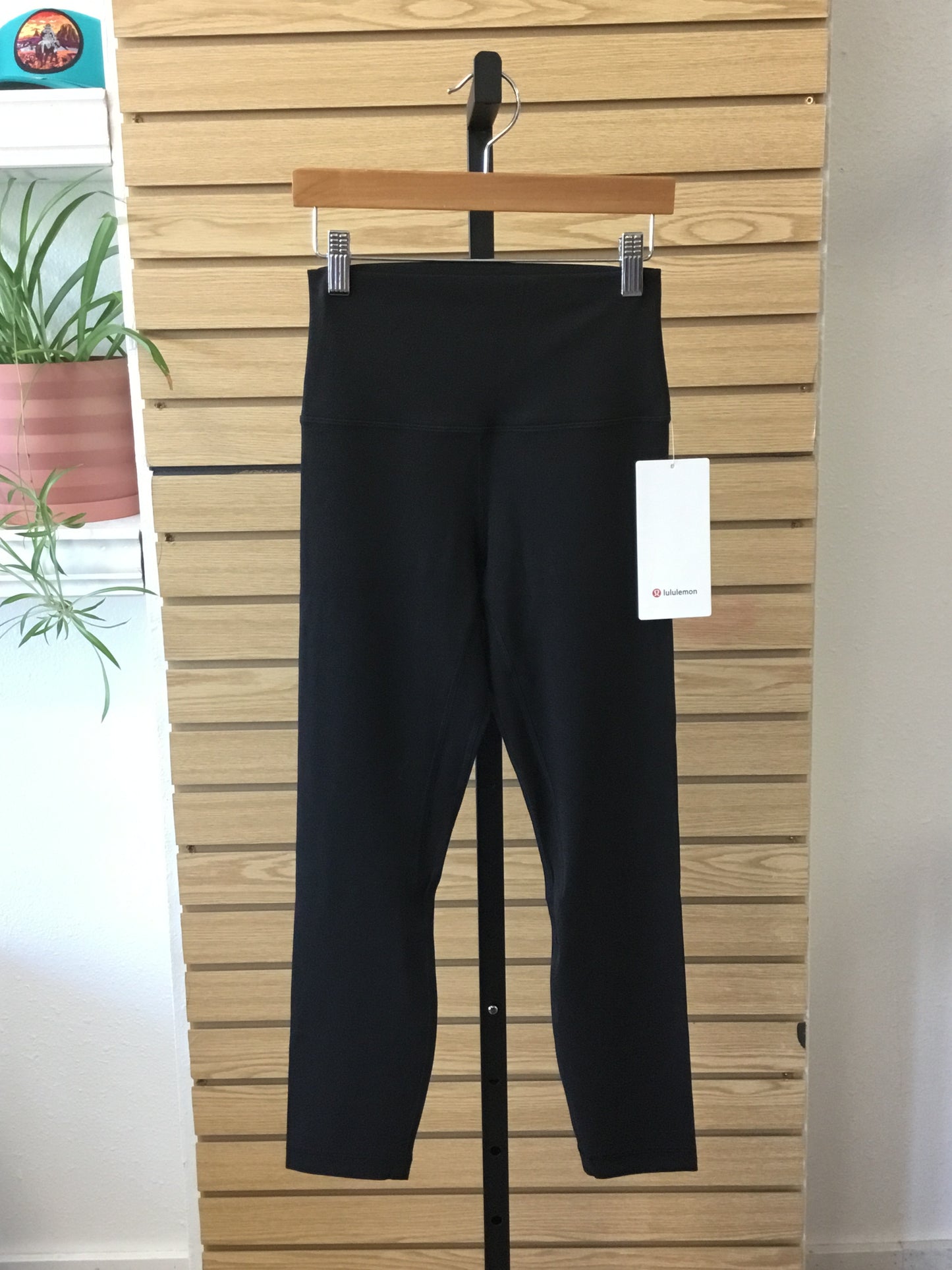 Align HR Crop 23” - Black