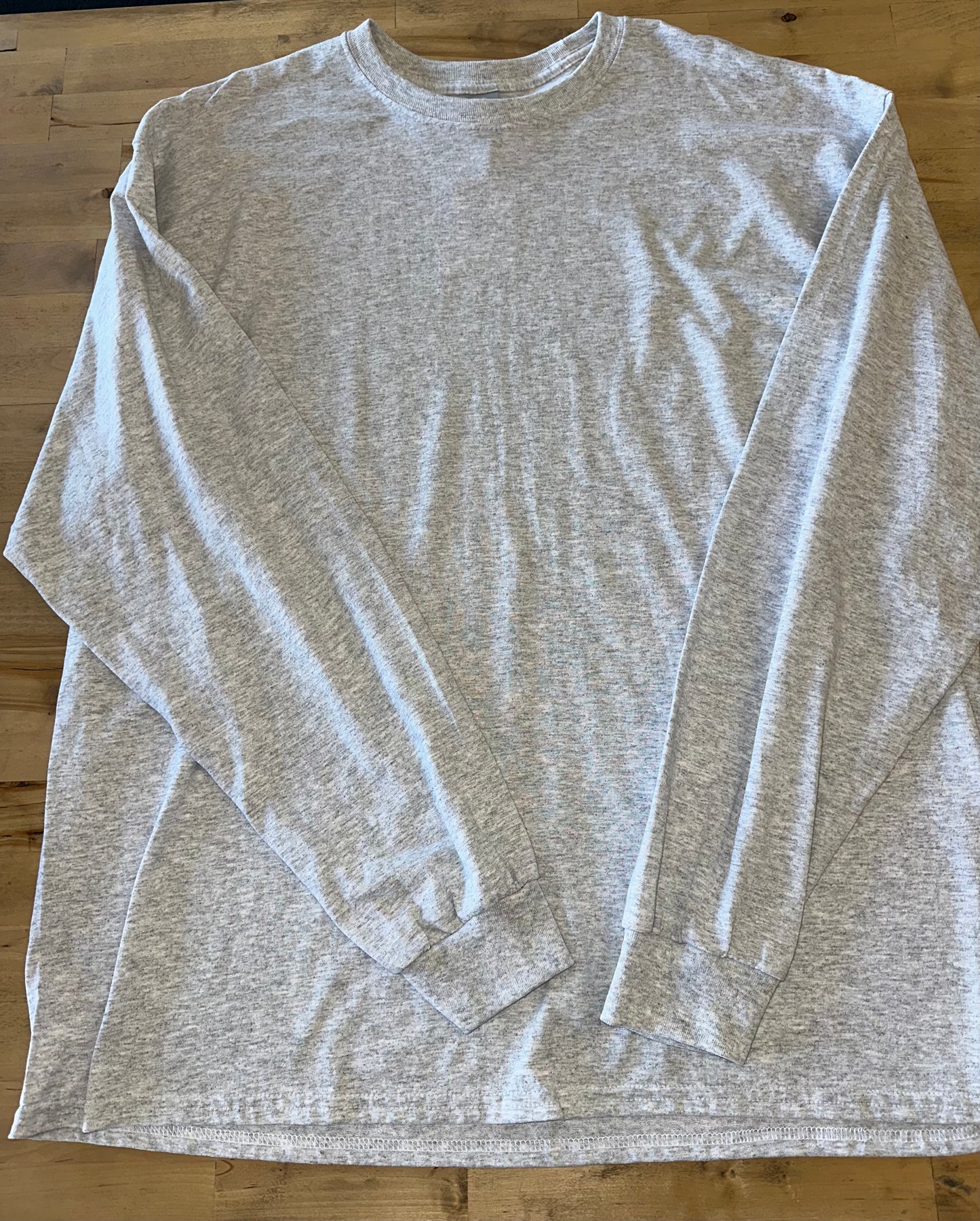 Gildan Long Sleeve - Ash