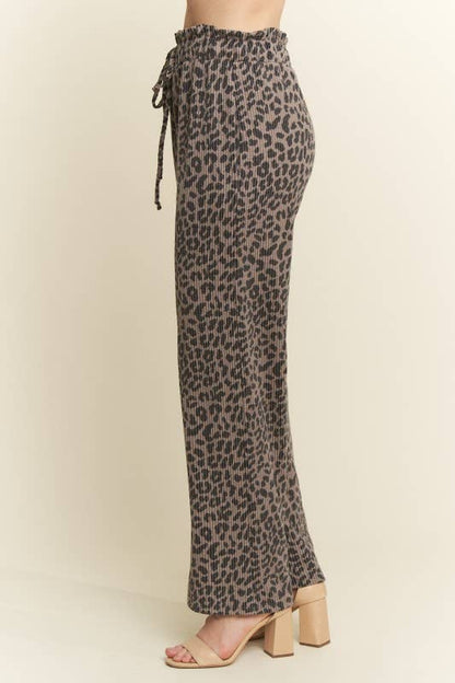 ANIMAL URBAN RIBBED CASUAL PANTS BROWN