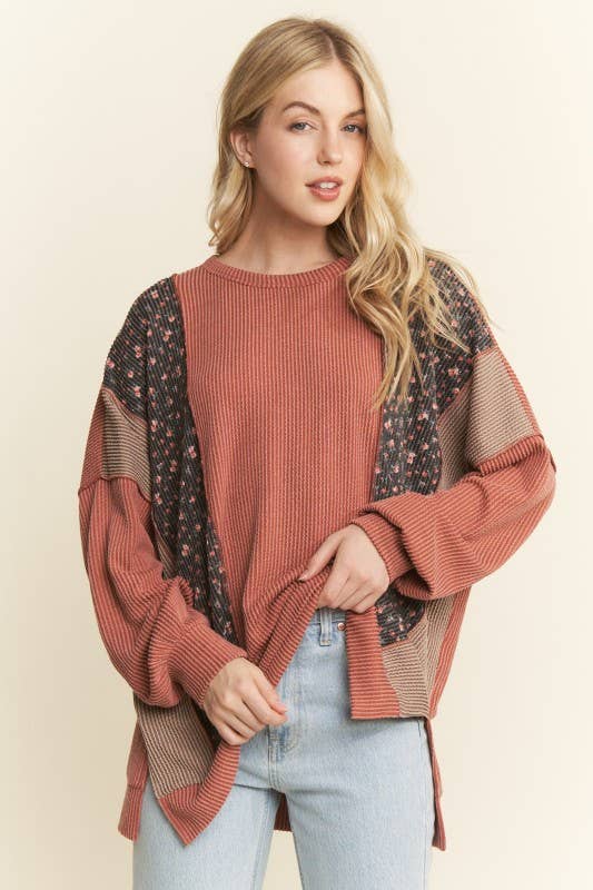 SOLID AND FLORAL URBAN RIB CONTRAST TOP: OLIVE VINTAGE