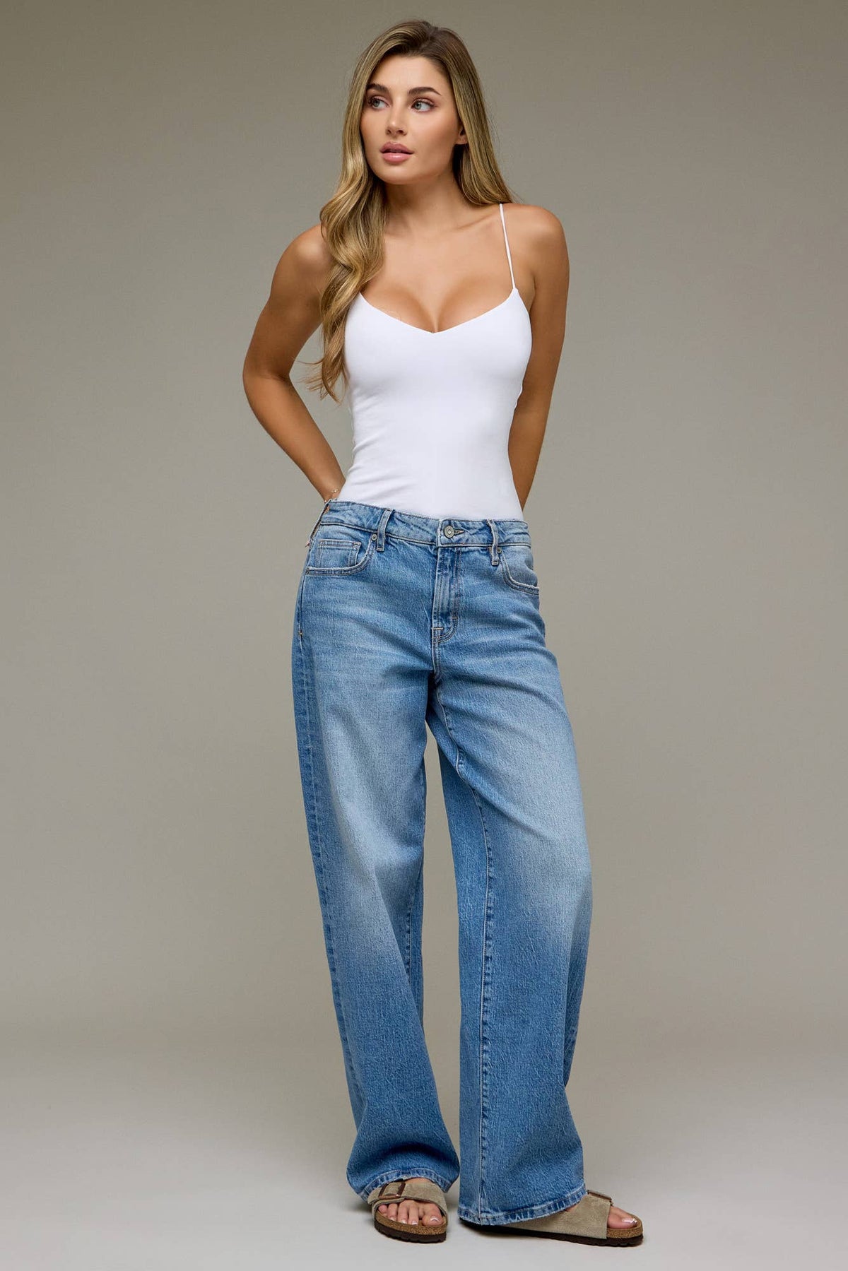 RELAXED DAD JEANS
