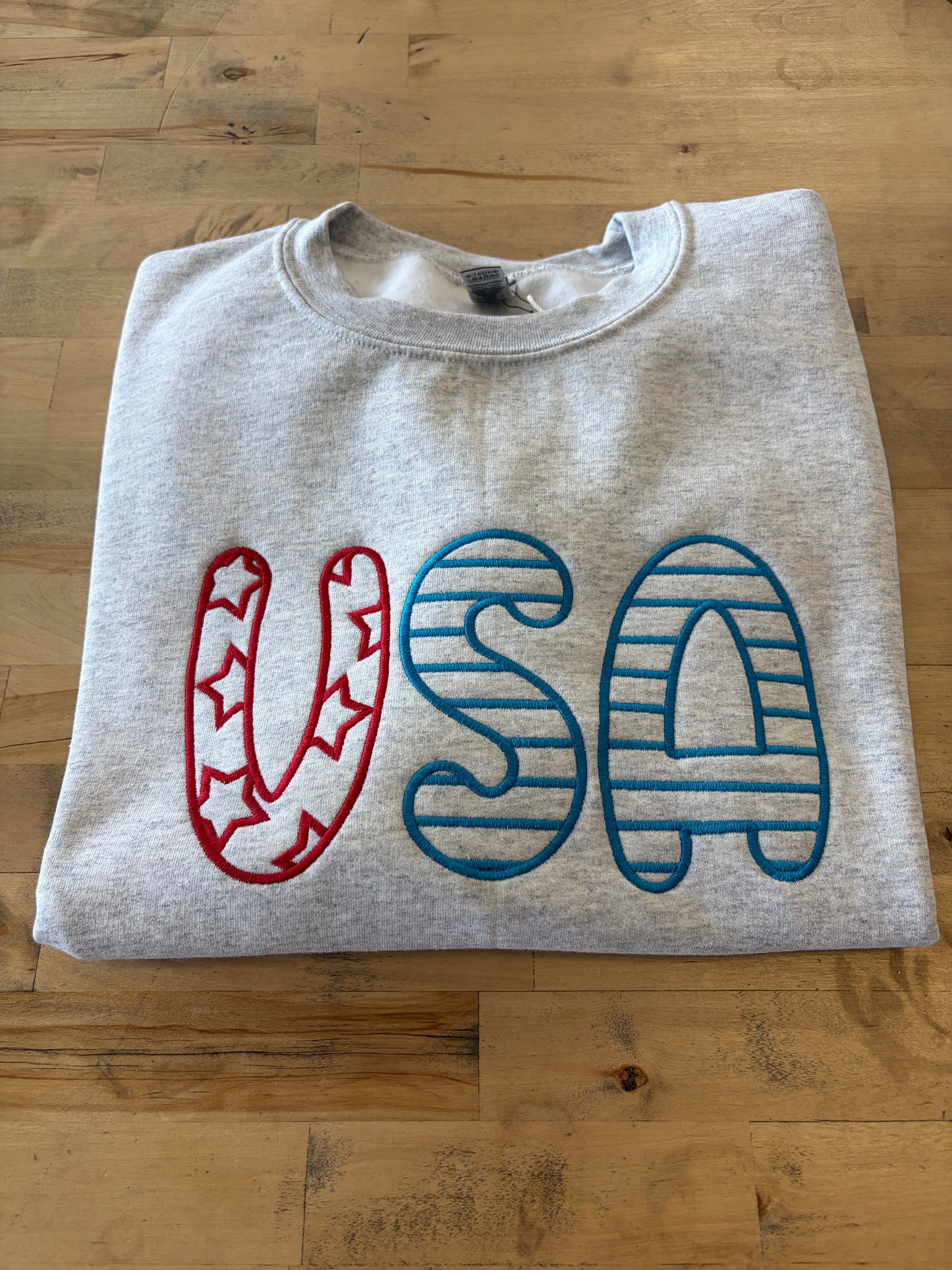 USA Embroidered Crew