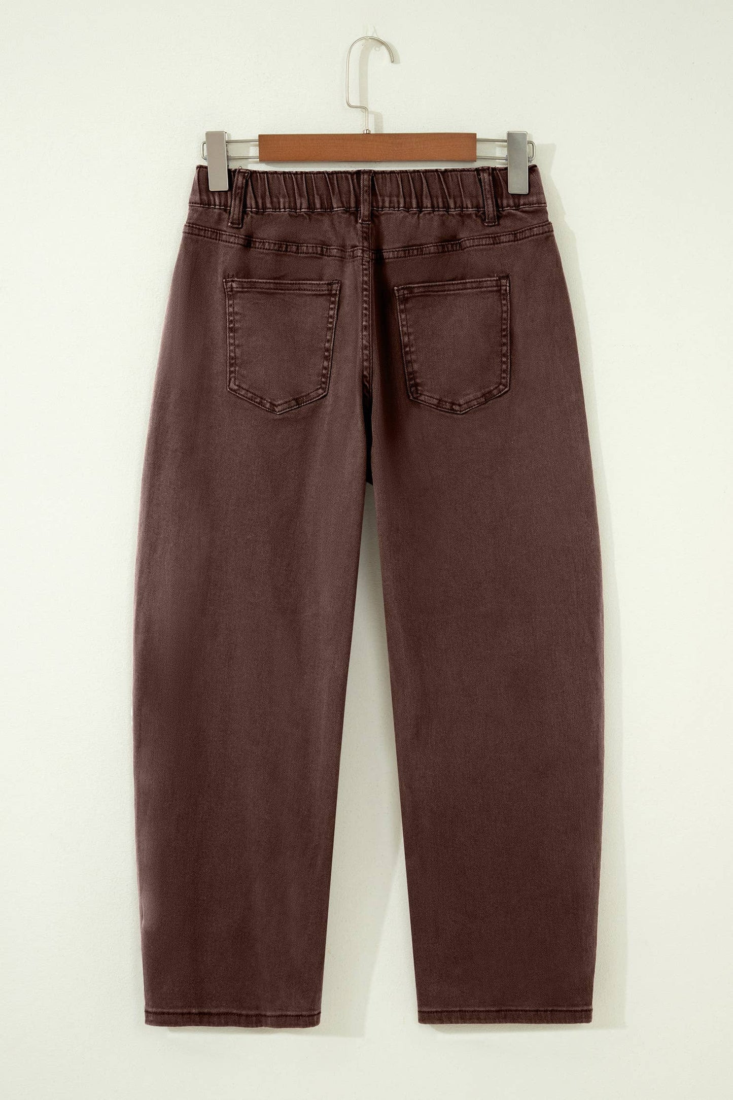 Square Patch Pocket Barrel Jeans - Brown