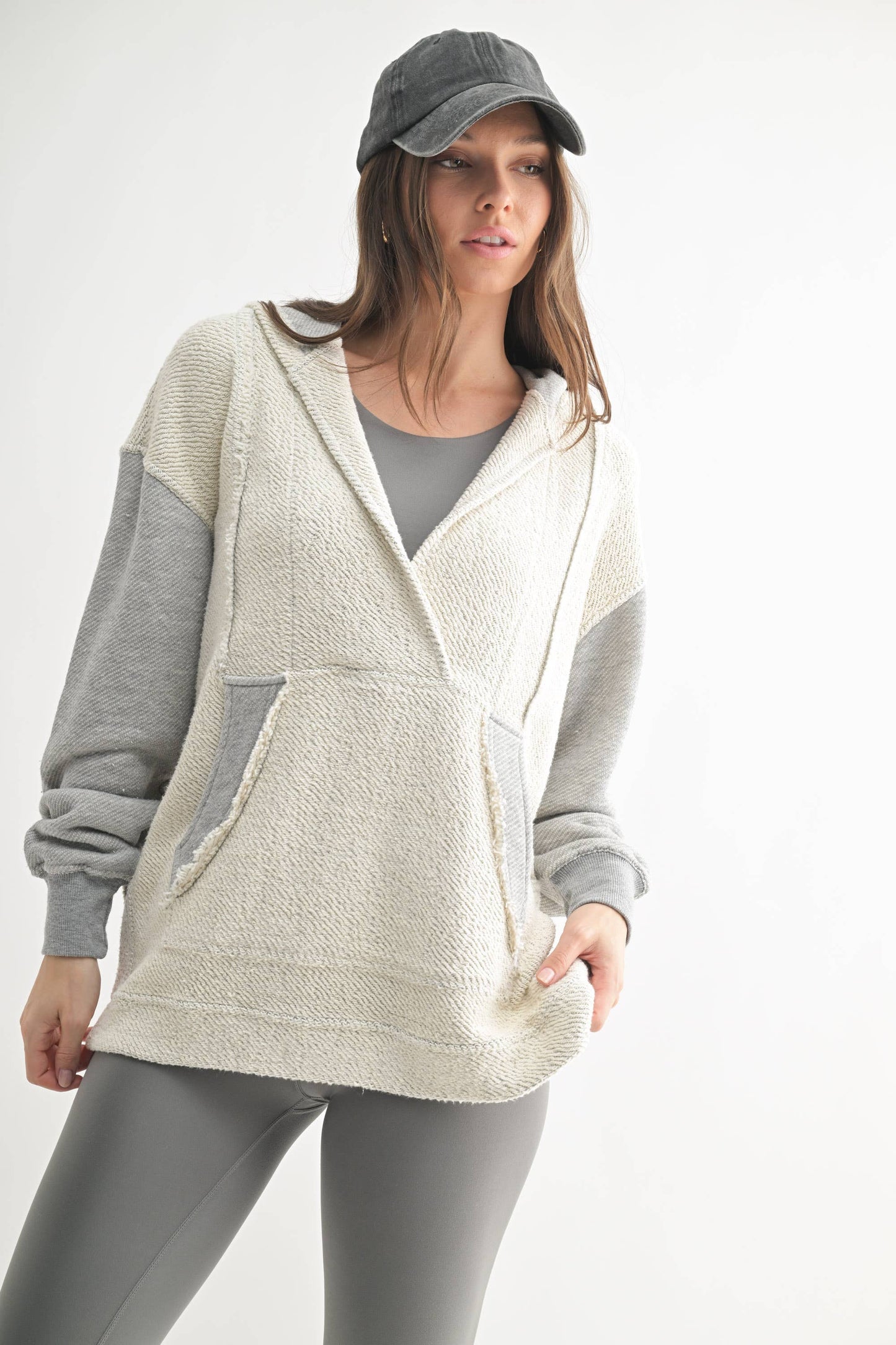 Driftwood Pullover Hoodie: HEATHER GREY