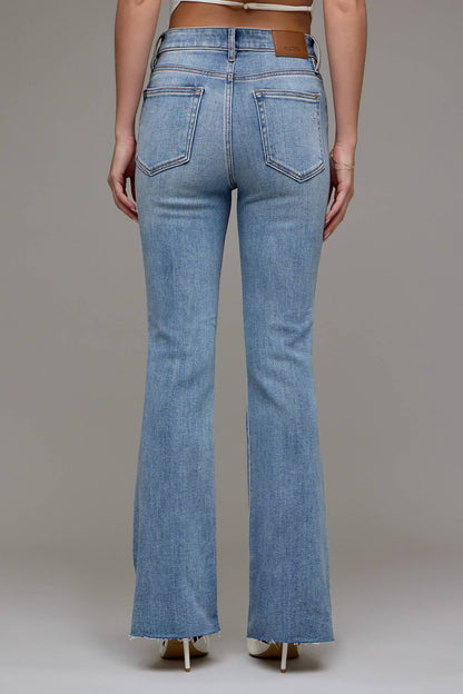 Medium Light Clean Stretch 31in Inseam Bootcut