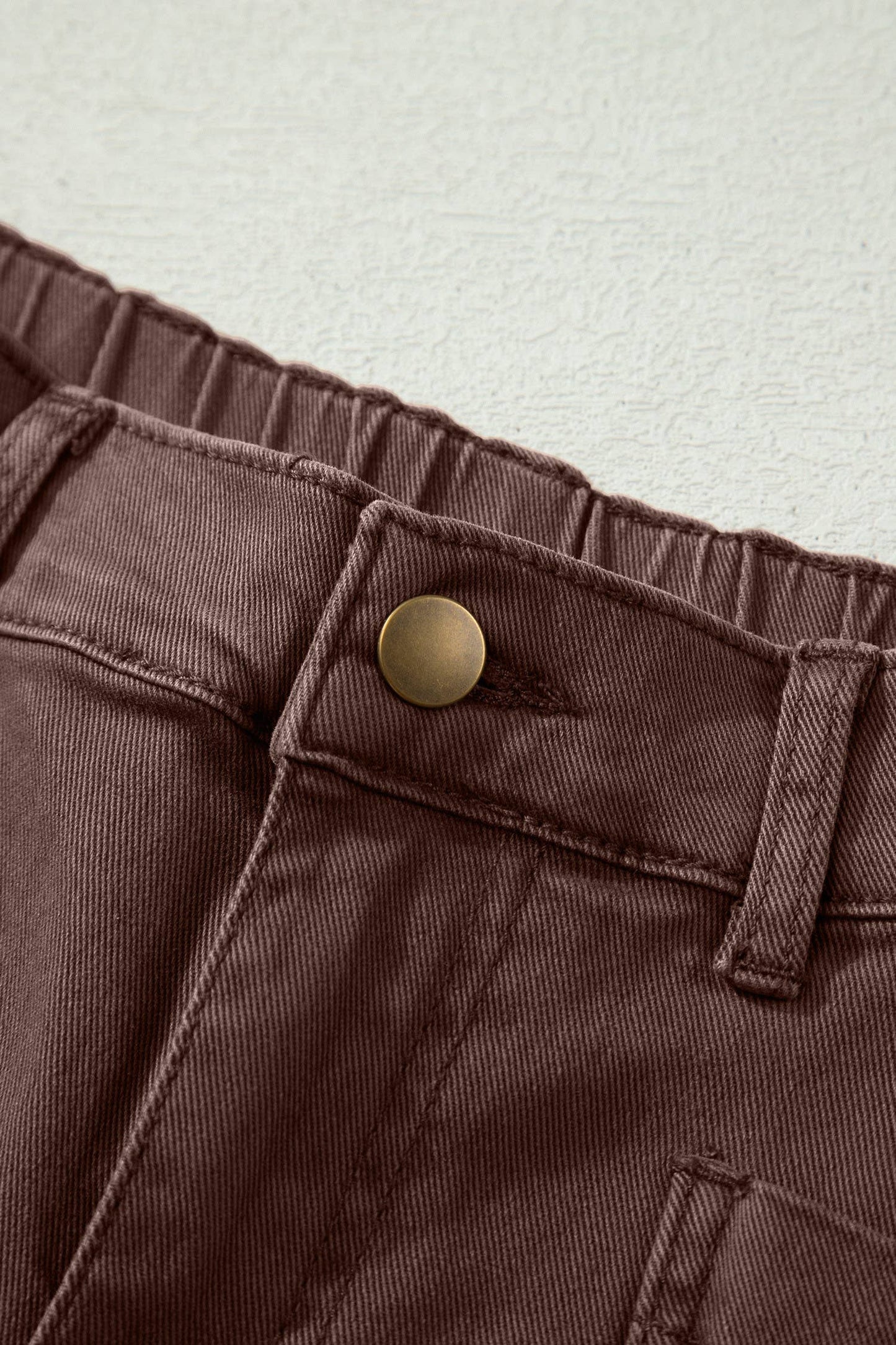 Square Patch Pocket Barrel Jeans - Brown