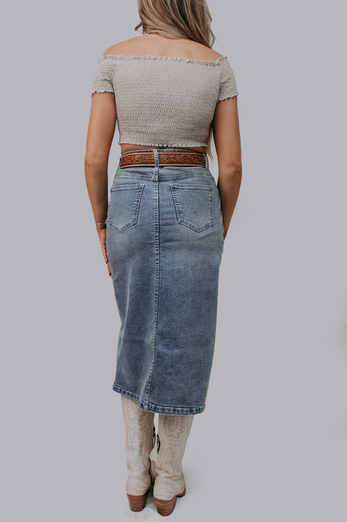 Front Tie Off Should Crop Top: Taupe