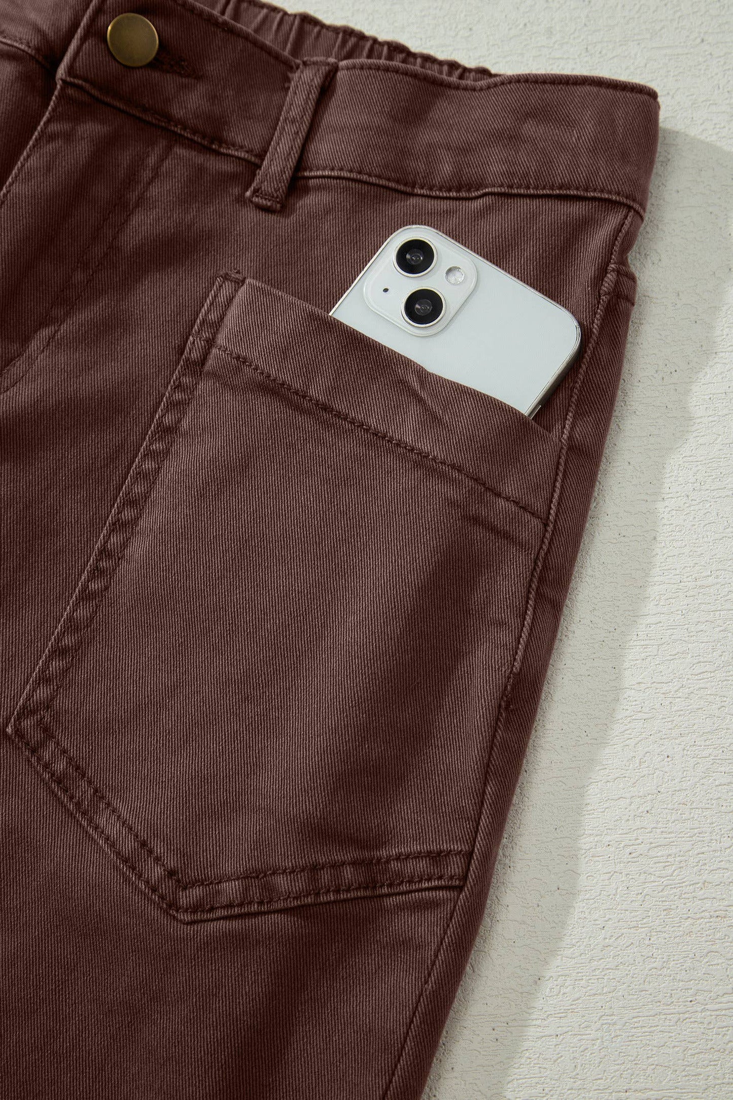 Square Patch Pocket Barrel Jeans - Brown