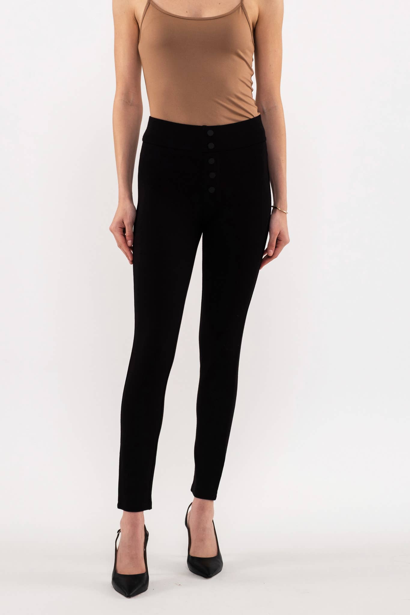 BUTTON DETAIL JEGGINGS: BLACK