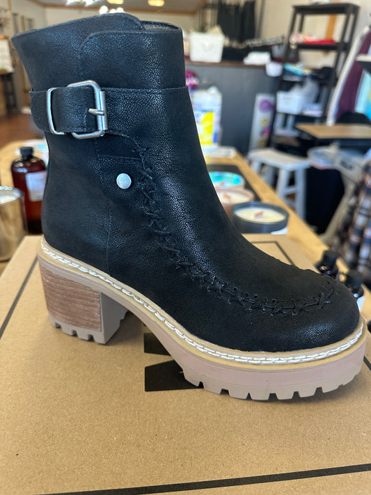 MIA Toula Boot - Black