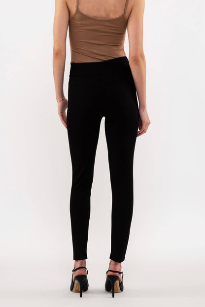 BUTTON DETAIL JEGGINGS: BLACK