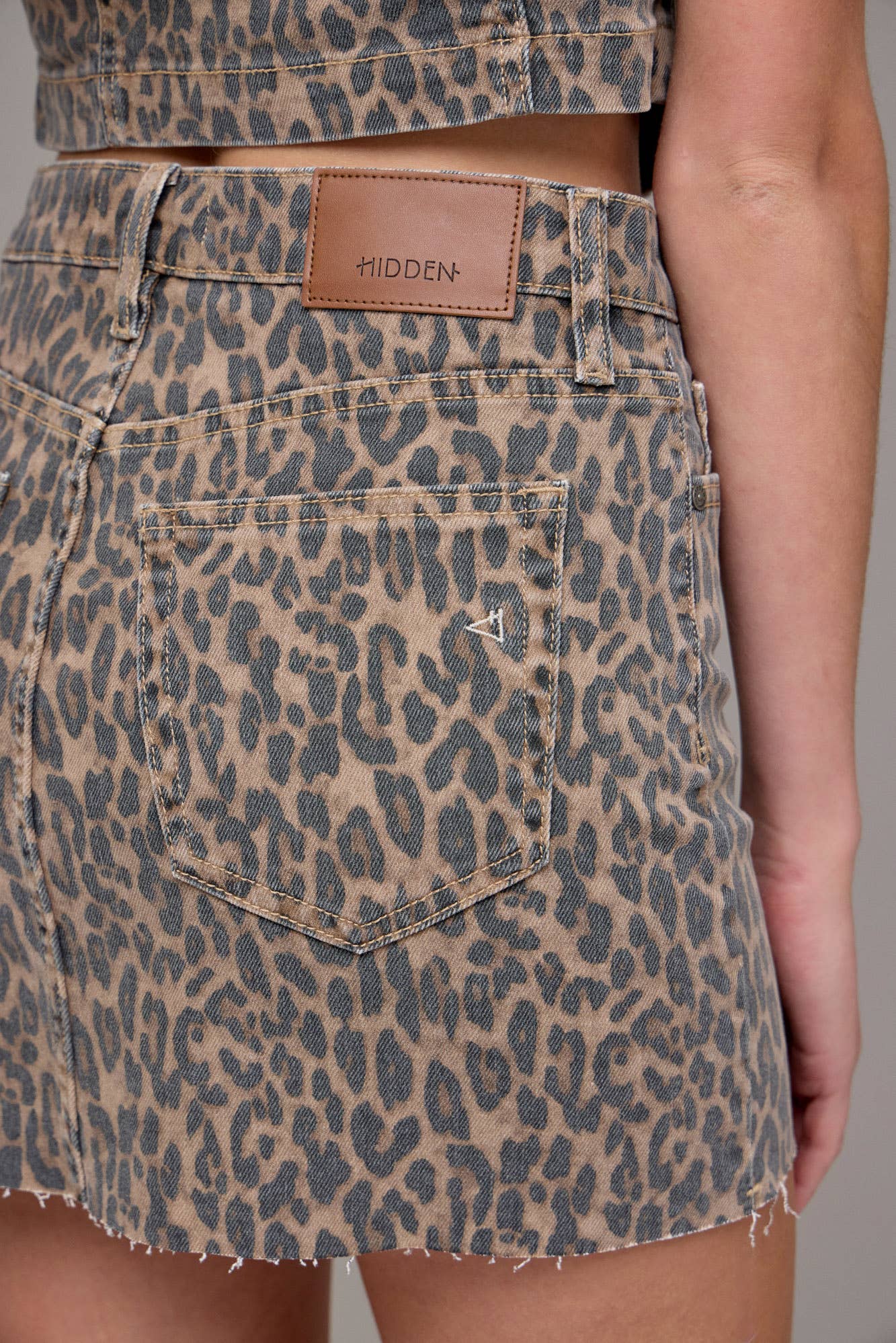 Cheetah Print Pleat Mini Skirt