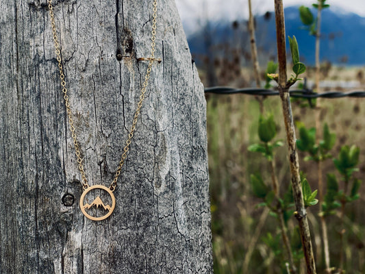 Mountainscape Necklace: Gold