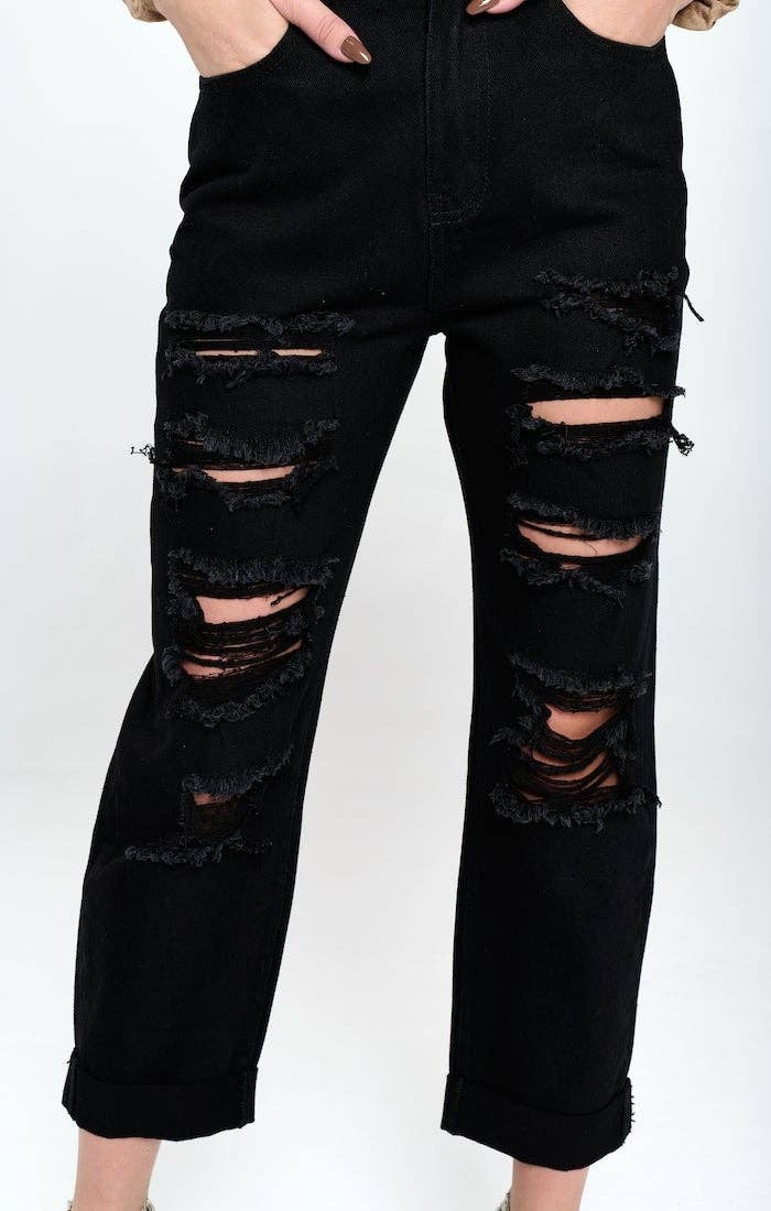 HIGH RISE RIPPED BOYFRIEND JEANS: BLACK