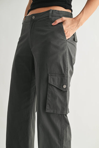 Classic Cotton Cargo Pants: GREY